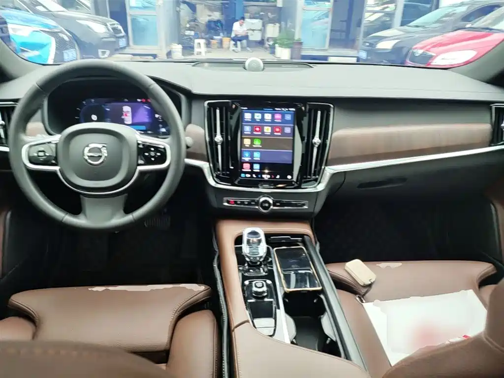 Volvo S90 2024 — фото 10