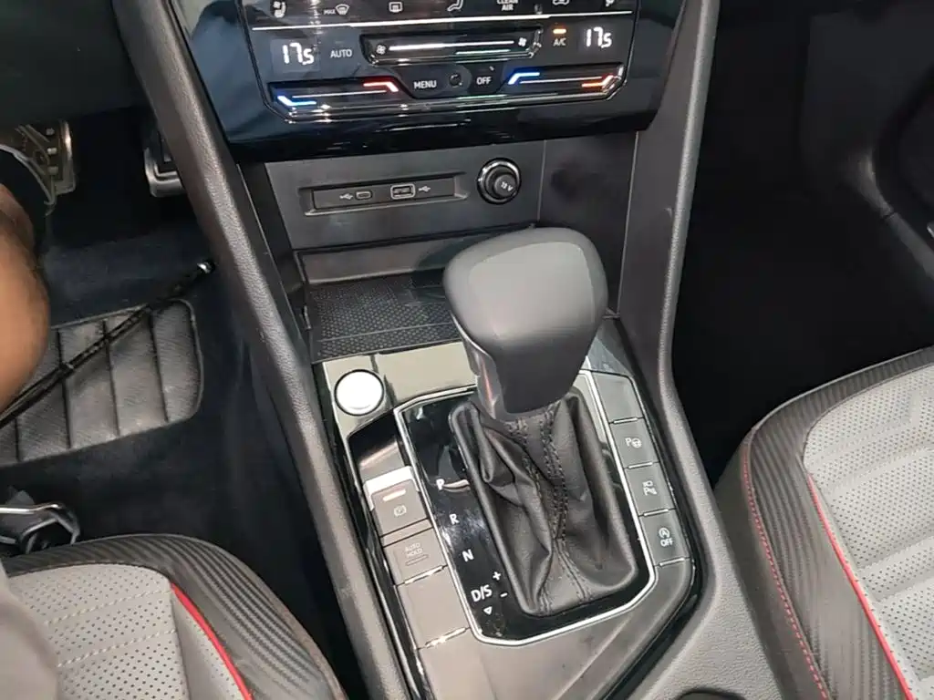 Volkswagen Tiguan X 2023 — фото 14