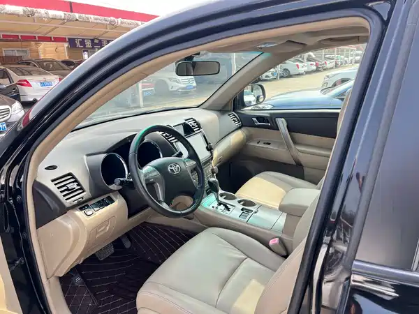 Toyota Highlander 2011