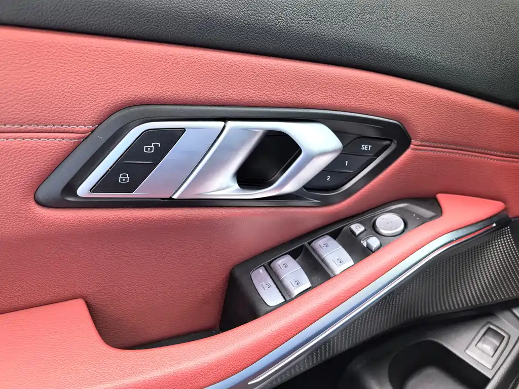 BMW 3 Series 2023 — фото 14
