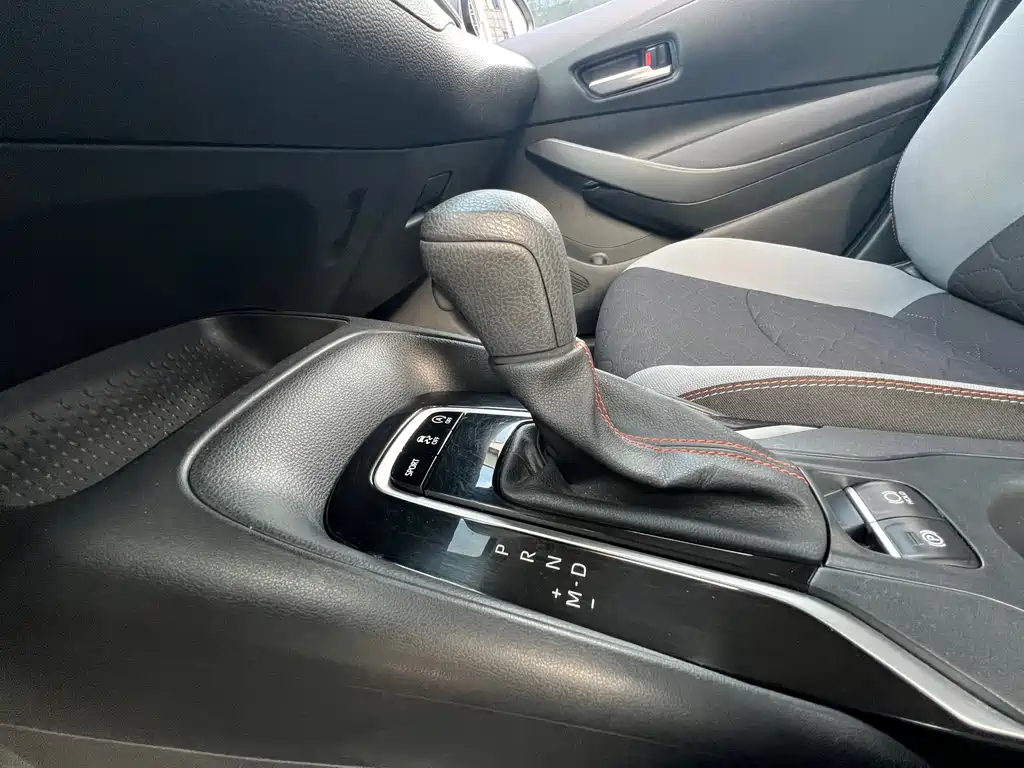 Toyota Corolla 2023 — фото 14