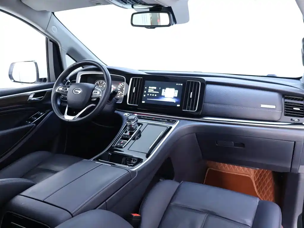 GAC Motor Trumpchi M8 2022 — фото 19