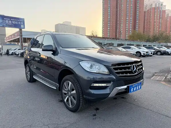 Mercedes-Benz M-Class 2012