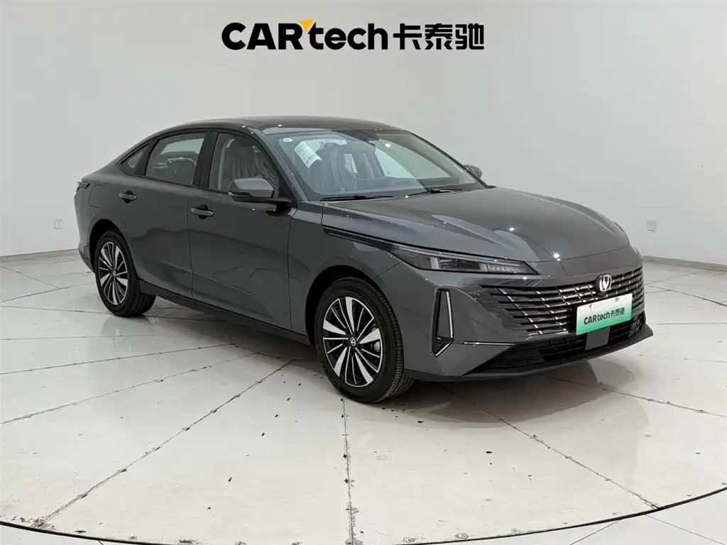 Changan Eado PHEV 2026 — фото 4