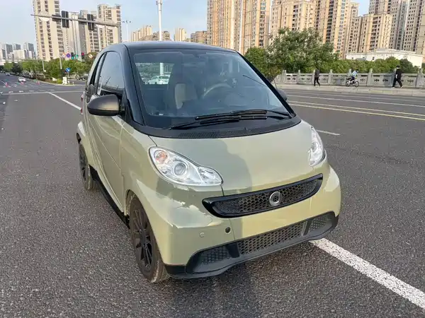 smart fortwo 2012