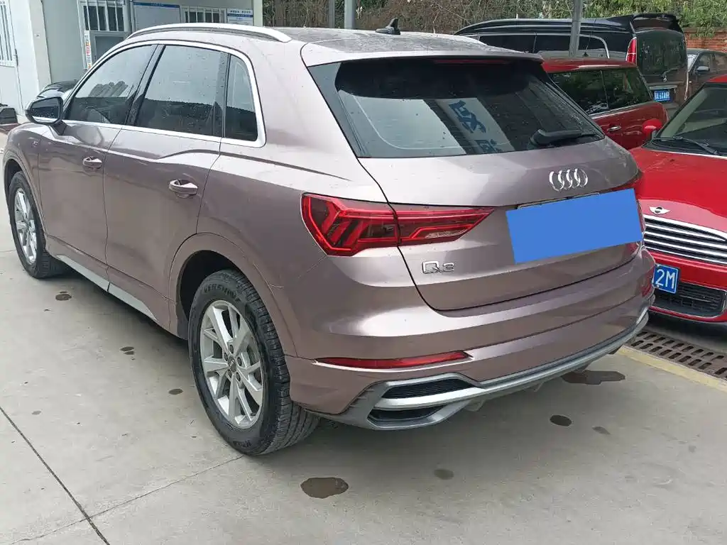 Audi Q3 2020 — фото 13