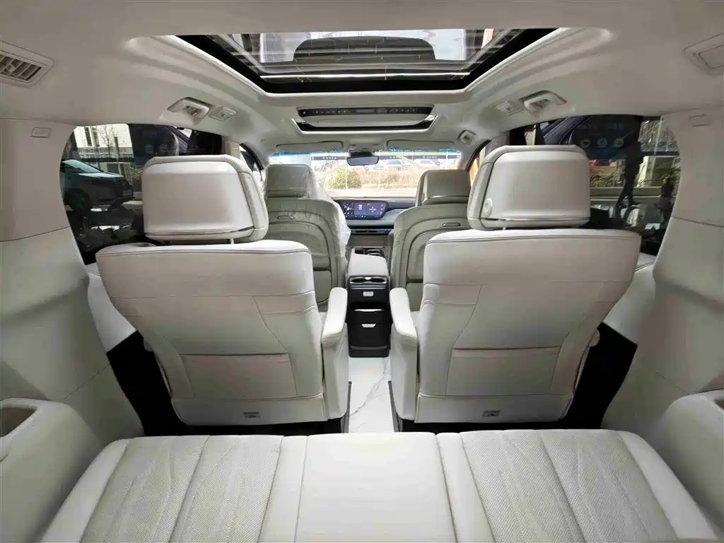 Buick GL8 Hybrid 2025 — фото 14