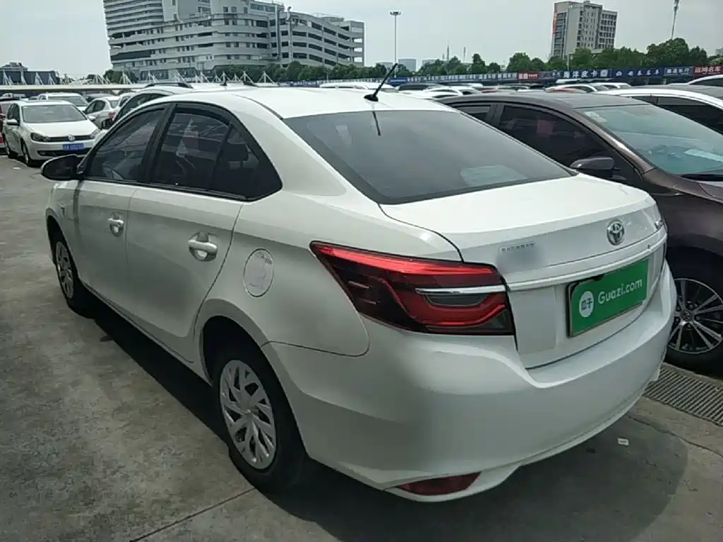 Toyota Vios 2022 — фото 5