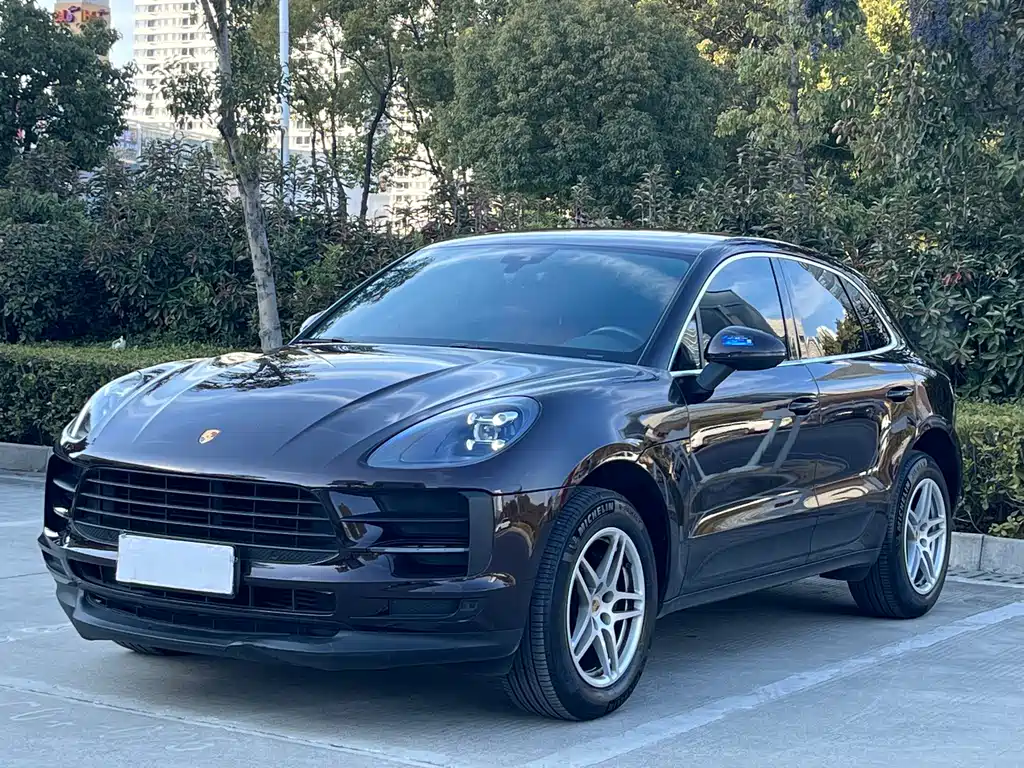Porsche Macan 2019 — фото 1