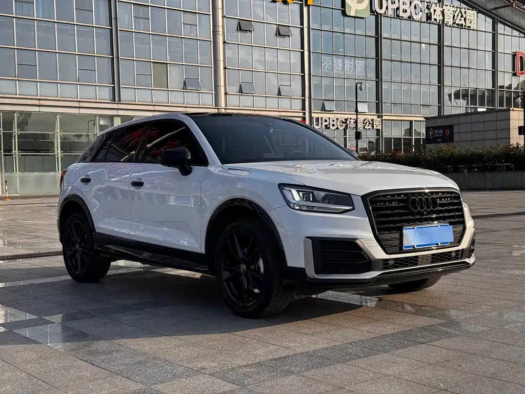 Audi Q2L 2021 — фото 3