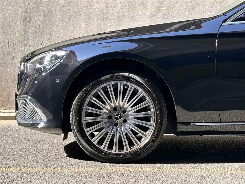 Mercedes-Benz E-Class 2021 — фото 6