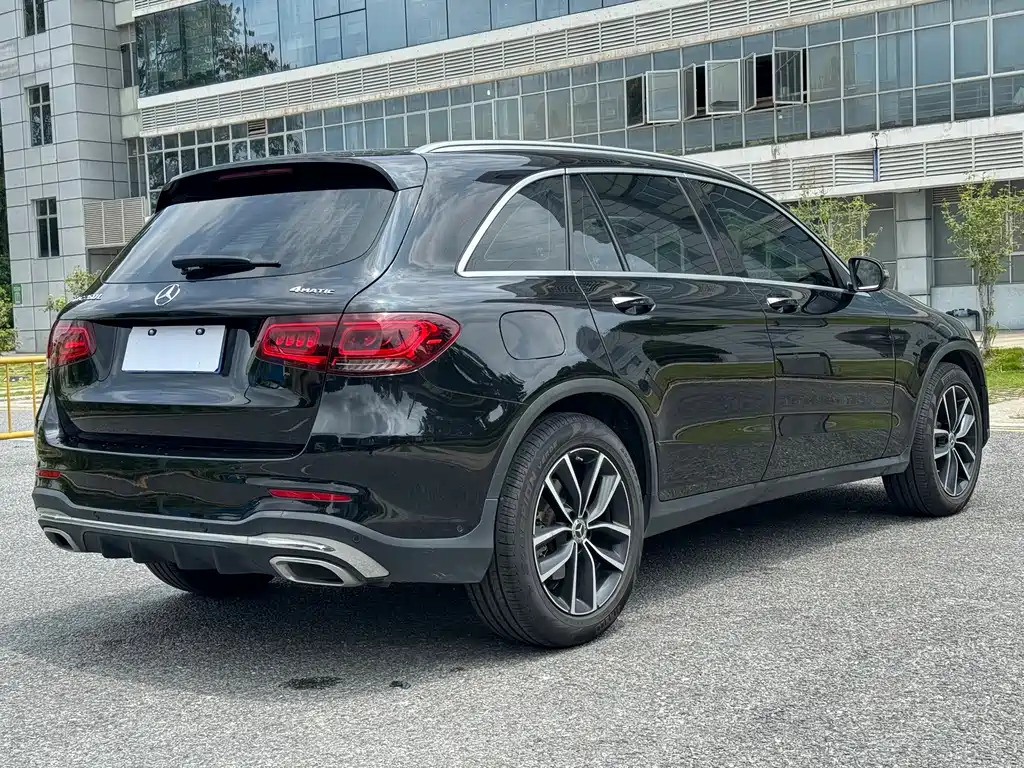Mercedes-Benz GLC 2022 — фото 4