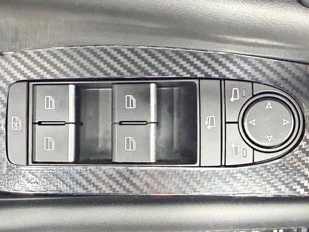 Mazda 3 Axela 2021 — фото 15