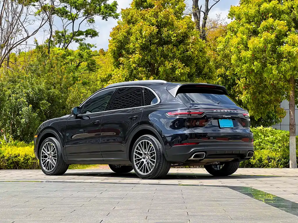 Porsche Cayenne 2022 — фото 4