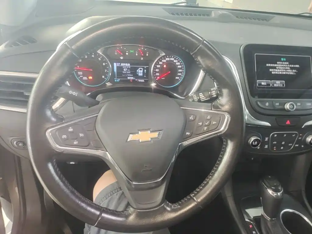 Chevrolet Equinox 2017 — фото 11