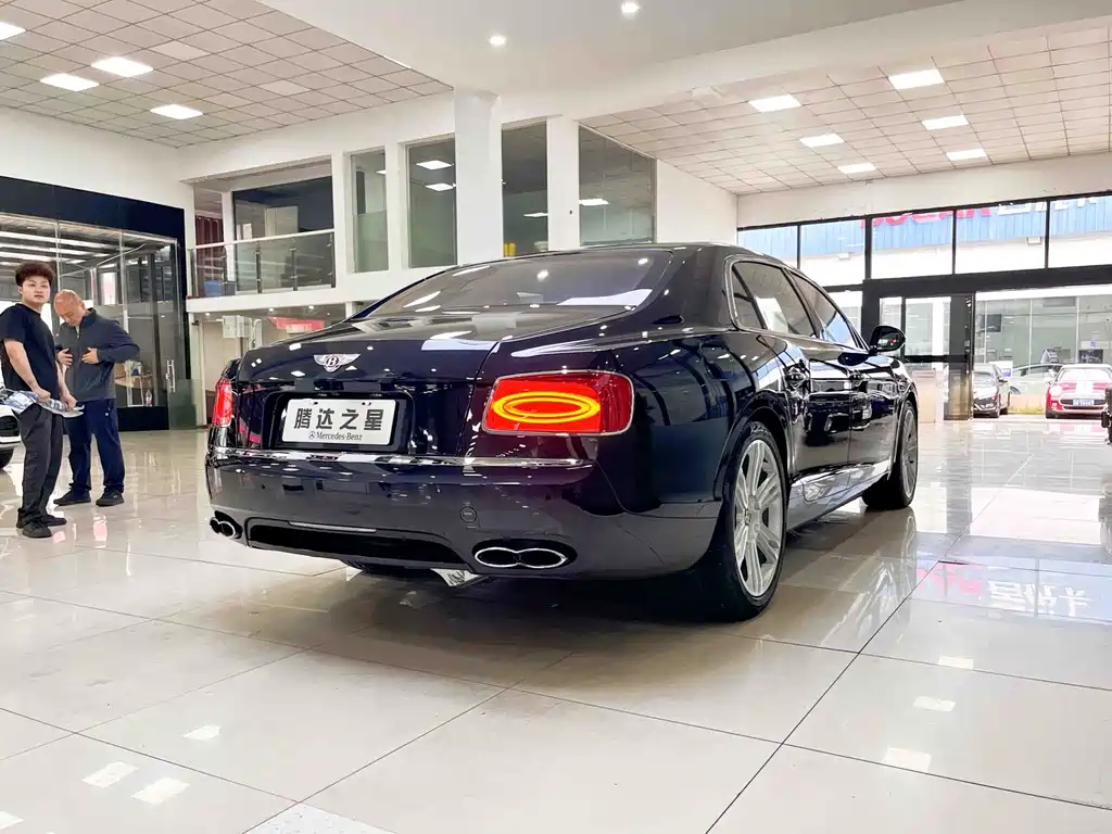 Bentley Flying Spur 2015 — фото 6