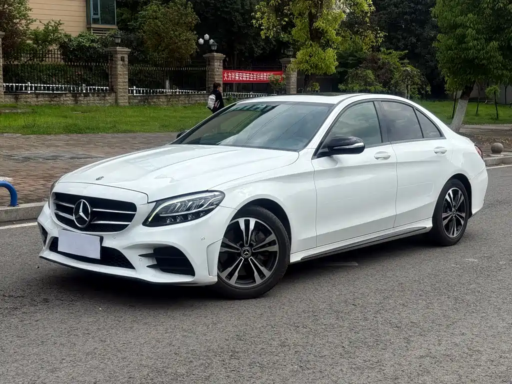Mercedes-Benz C-Class 2020 — фото 1