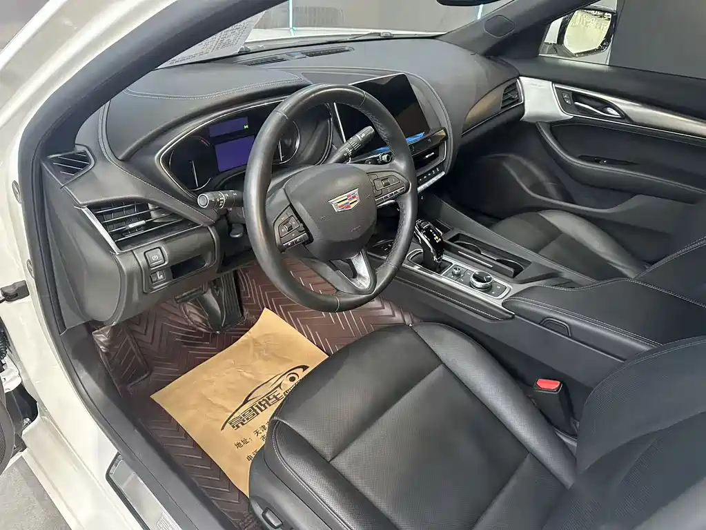 Cadillac CT5 2022 — фото 11