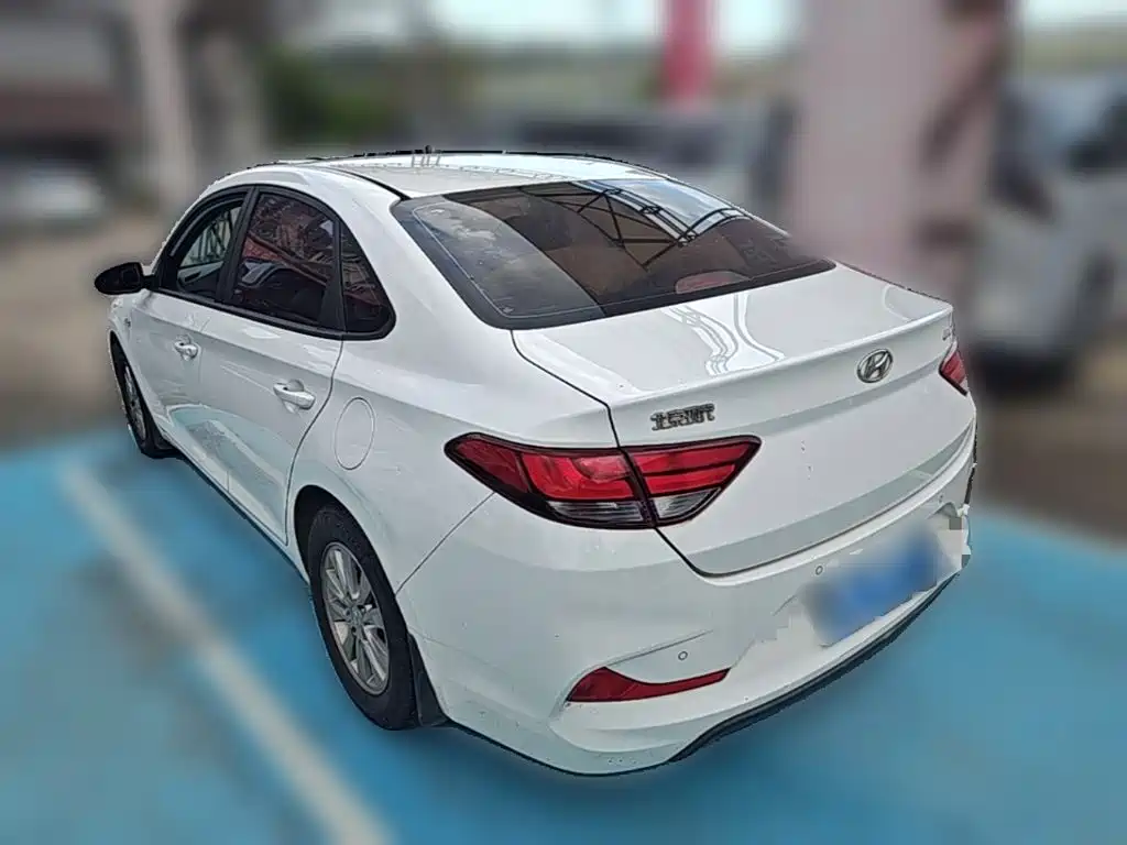 Hyundai Joyful 2017 — фото 9