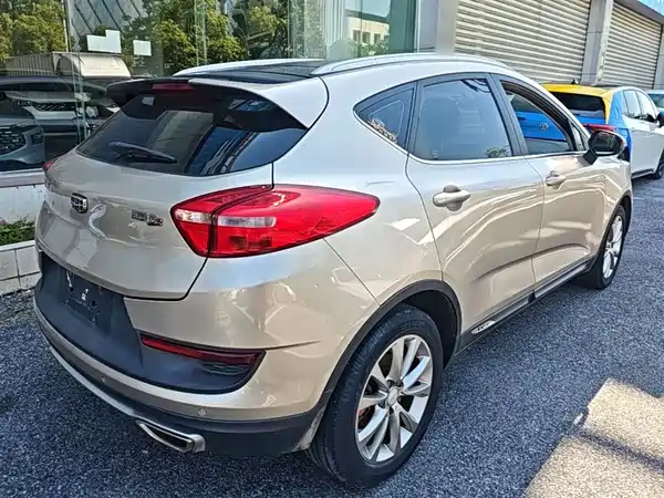 Geely Emgrand GS 2016