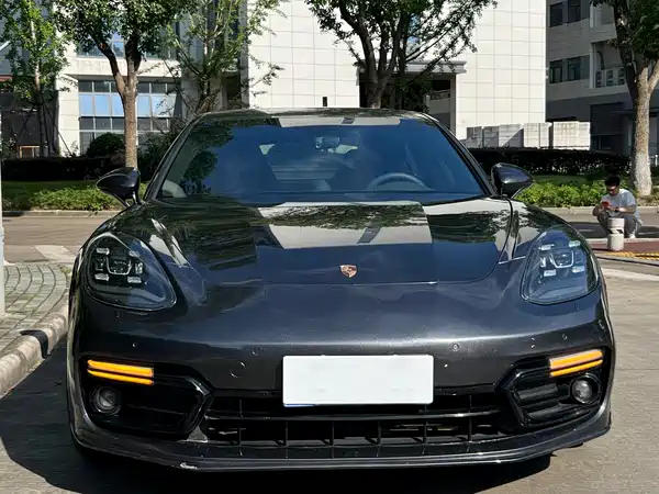 Porsche Panamera 2017