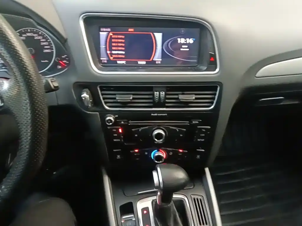 Audi Q5 2016 — фото 20