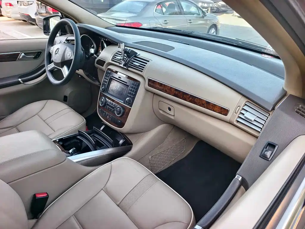 Mercedes-Benz R-Class 2012 — фото 14