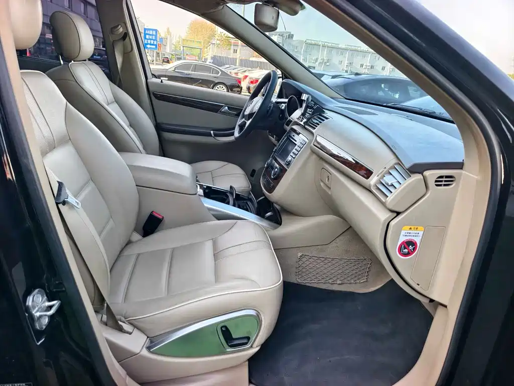 Mercedes-Benz R-Class 2012 — фото 17