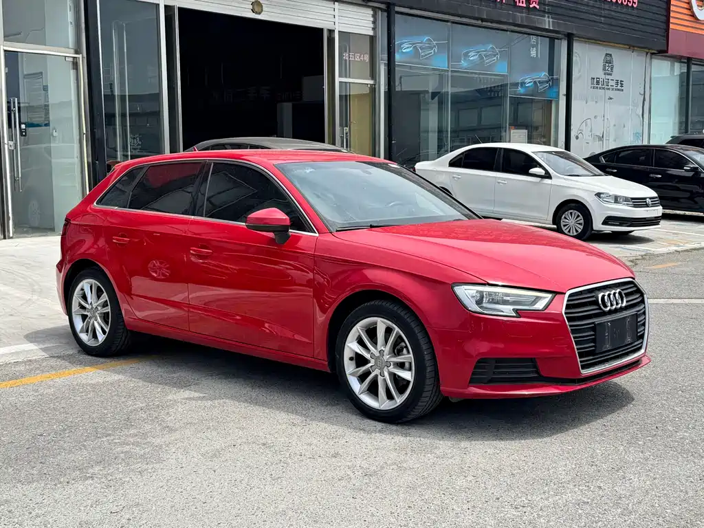 Audi A3 2018 — фото 3