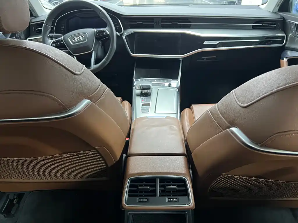 Audi A6L 2021 — фото 10