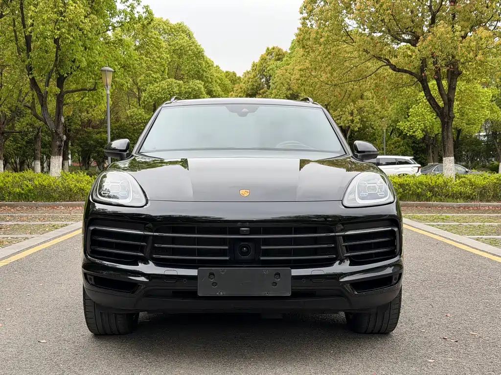 Porsche Cayenne Hybrid 2022 — фото 2
