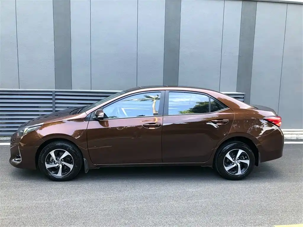 Toyota Levin 2017 — фото 12