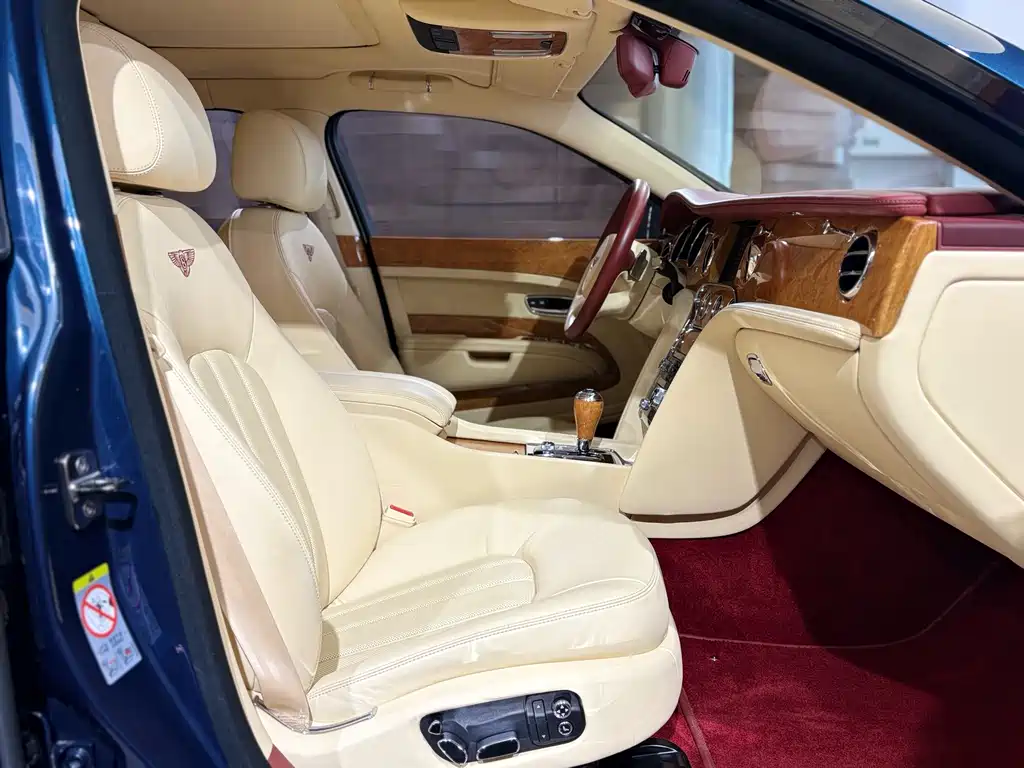Bentley Mulsanne 2013 — фото 26