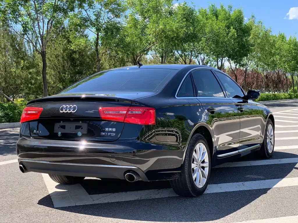 Audi A6L 2015 — фото 12