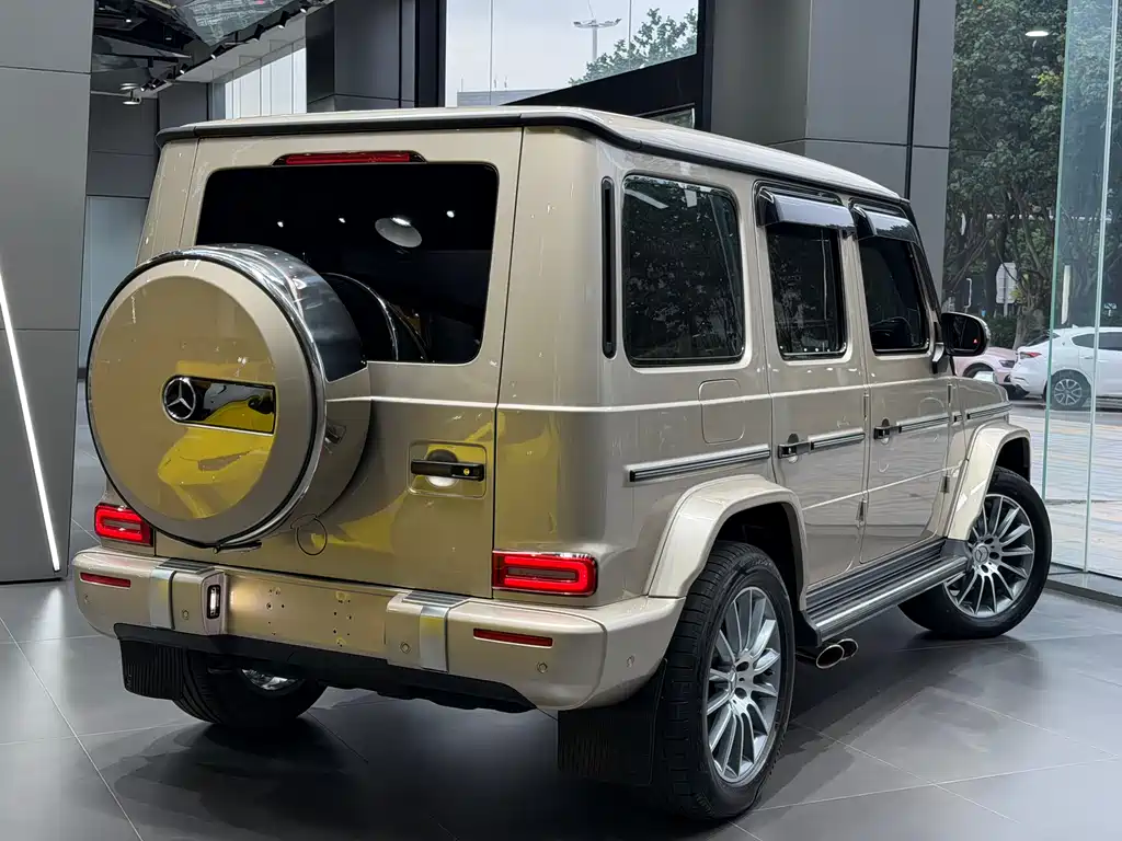 Mercedes-Benz G-Class 2023 — фото 4