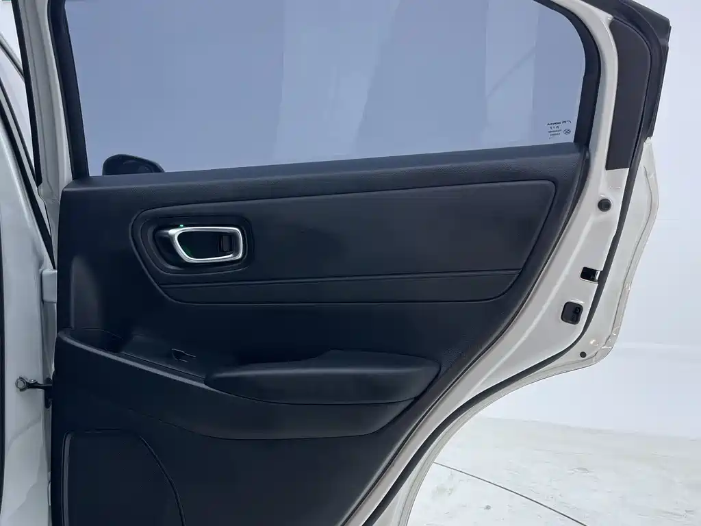 Honda Vezel 2024 — фото 12
