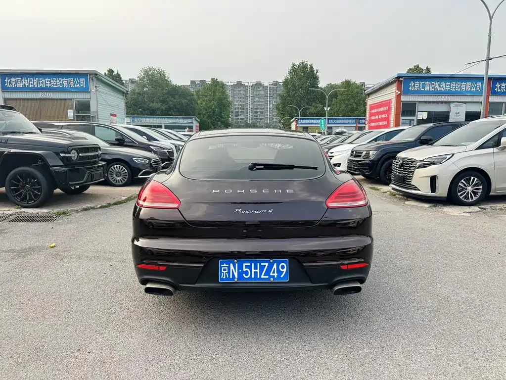 Porsche Panamera 2015 — фото 15