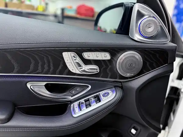 Mercedes-Benz C-Class 2019