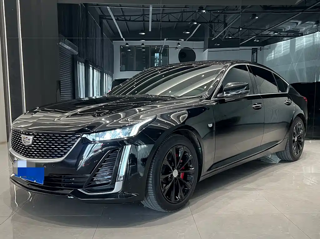 Cadillac CT5 2023 — фото 1
