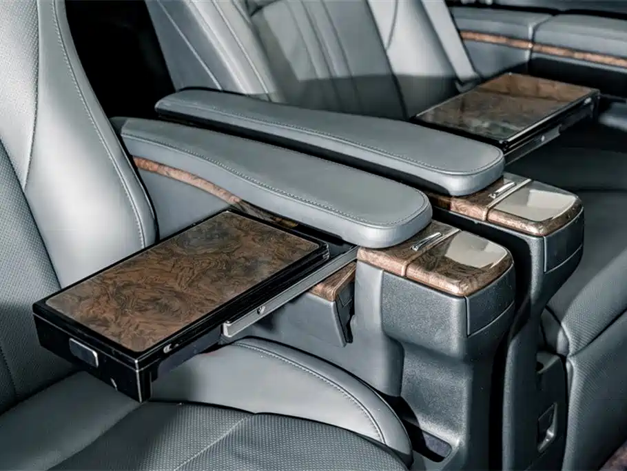 Toyota Vellfire 2022 — фото 26