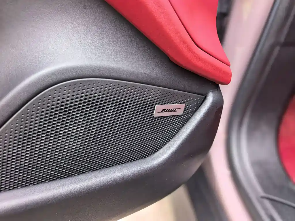 Porsche Taycan 2021 — фото 16