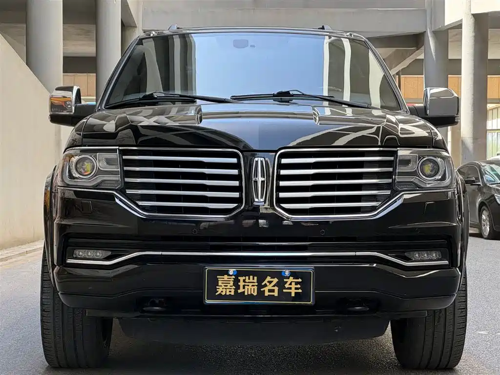 Lincoln Navigator 2016 — фото 2