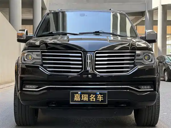 Lincoln Navigator 2016