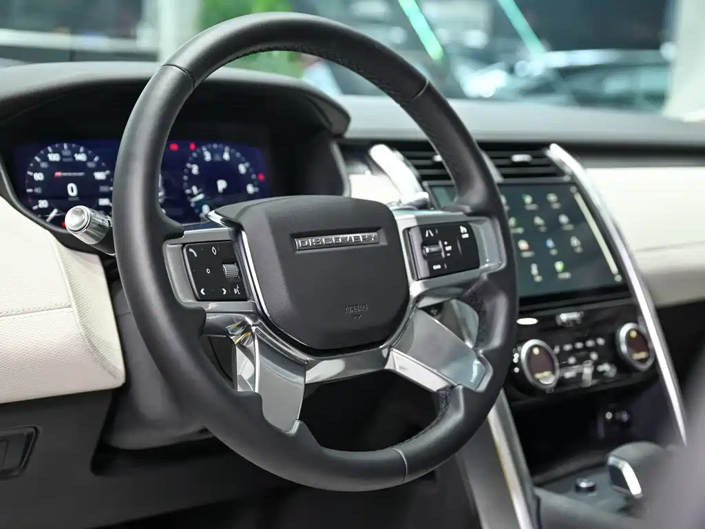 Land Rover Discovery 2022 — фото 12