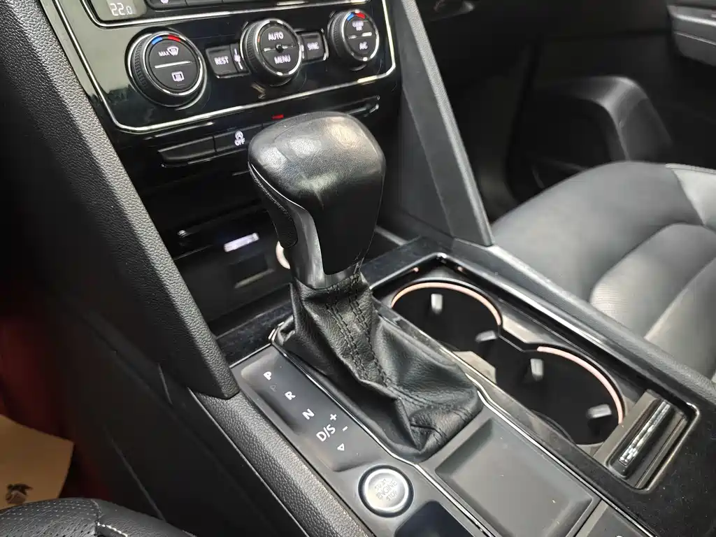 Volkswagen Teramont 2019 — фото 15