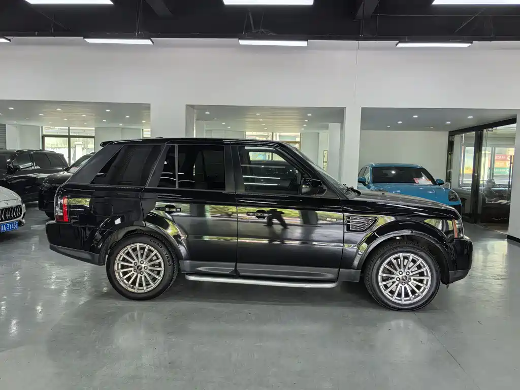 Land Rover Sport 2013