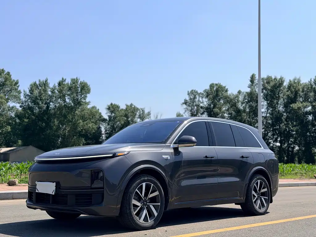 Li Auto Li L8 2023