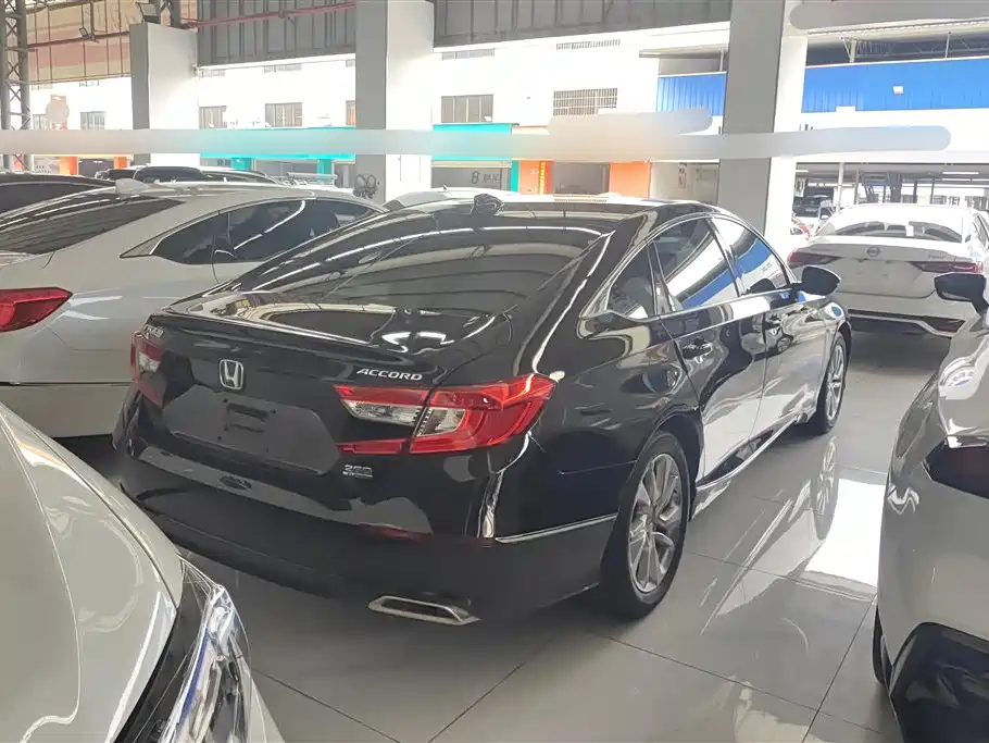 Honda Accord 2020 — фото 3