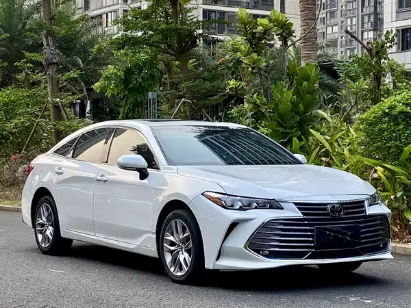 Toyota Avalon 2019