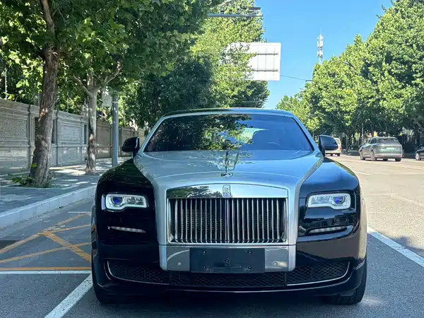 Rolls-Royce Ghost 2016